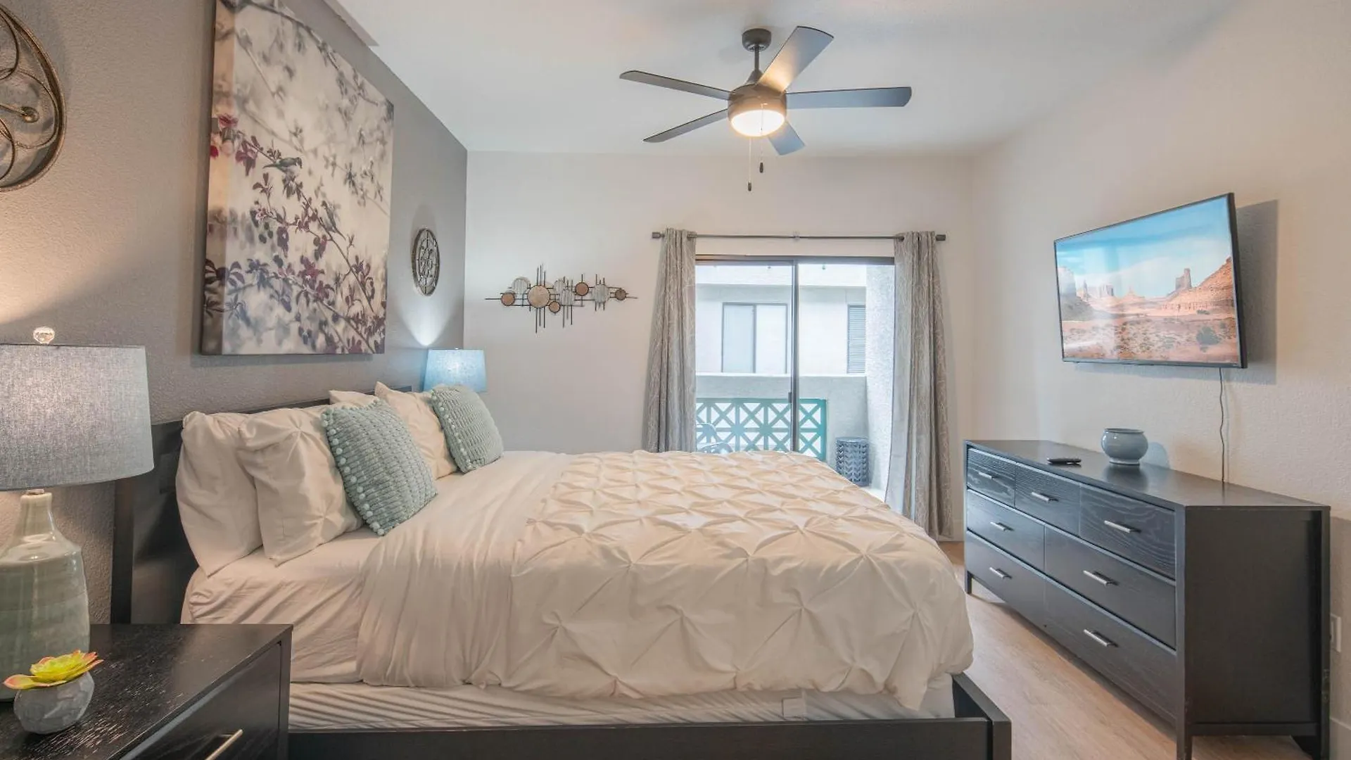Exclusive-Walk To Golf, Shopping & Dining-King Bed N268 Daire Scottsdale