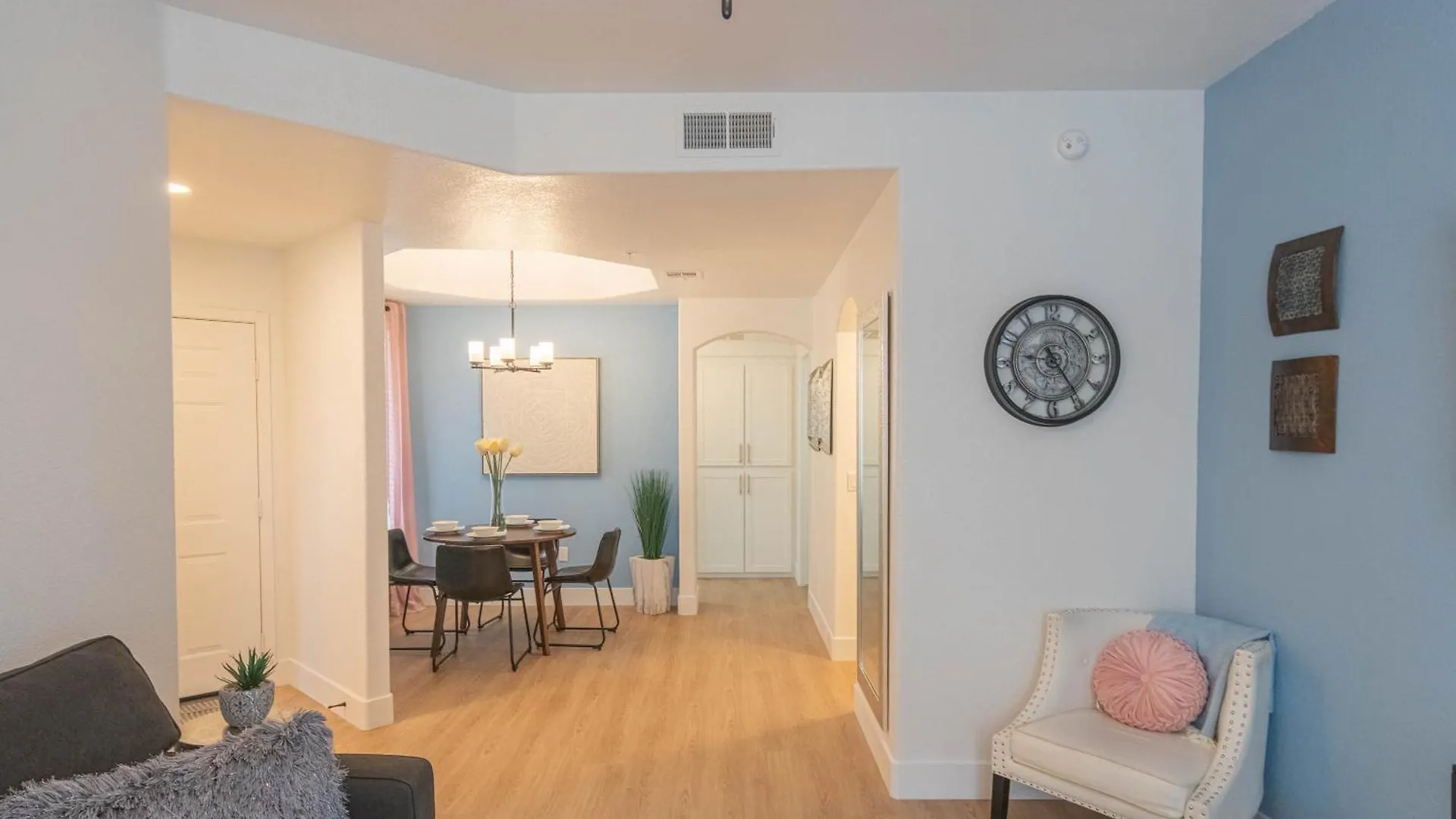 Exclusive-Walk To Golf, Shopping & Dining-King Bed N268 Daire Scottsdale
